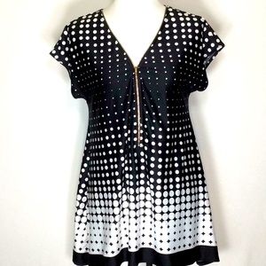 Black & White Polka Dot Swing Top w/Zippered Front